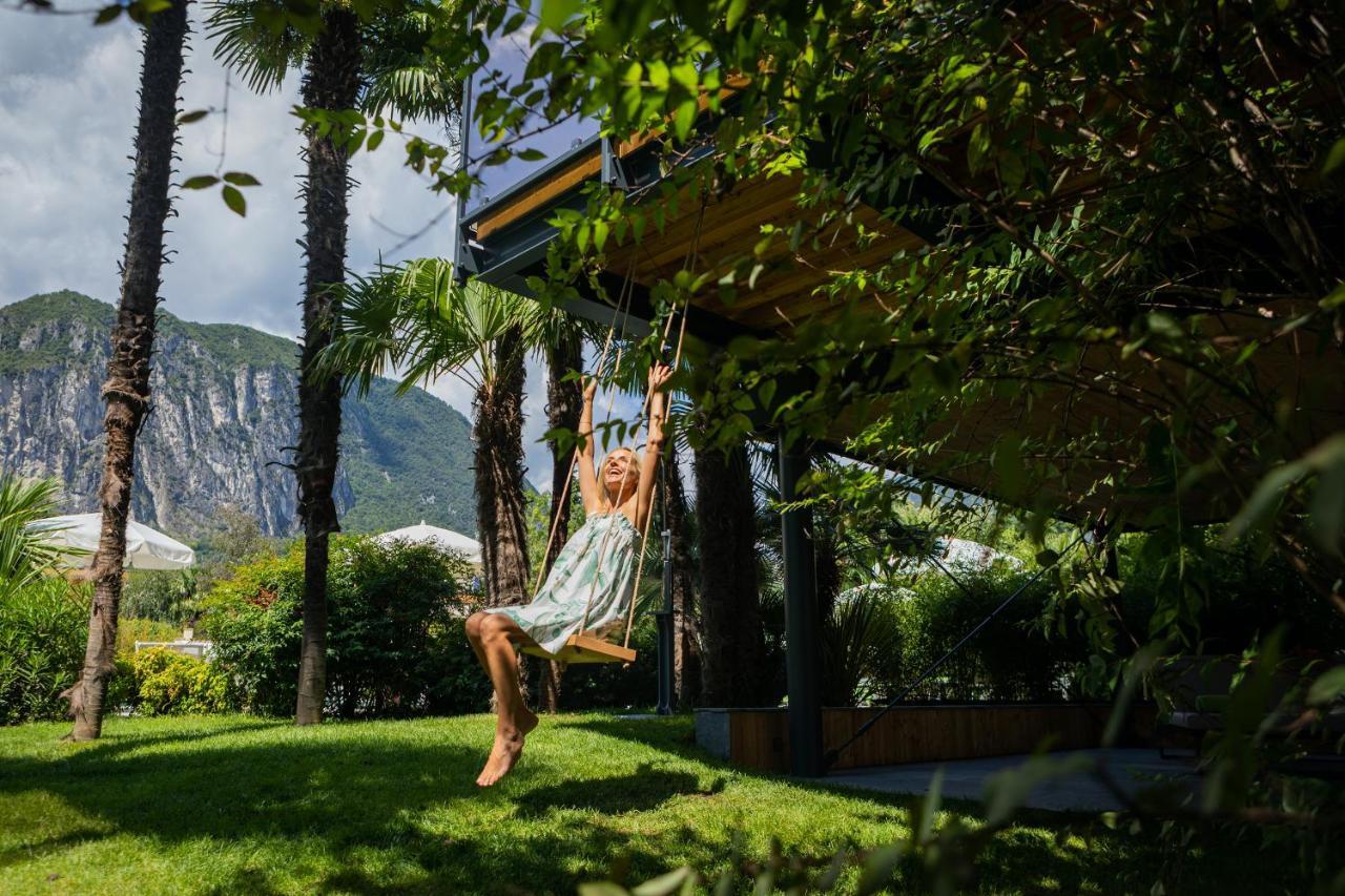 Treelodgy, The Tree House Hotel Riva del Garda Bagian luar foto
