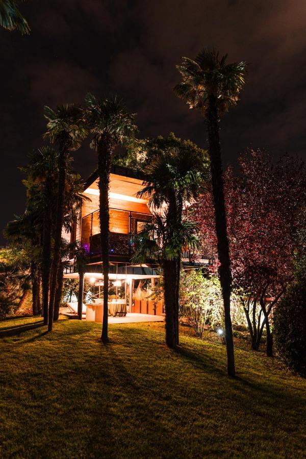 Treelodgy, The Tree House Hotel Riva del Garda Bagian luar foto